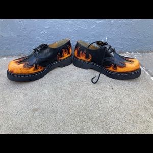 Vintage Flame Men’s shoe The Anarchic Shoe Company